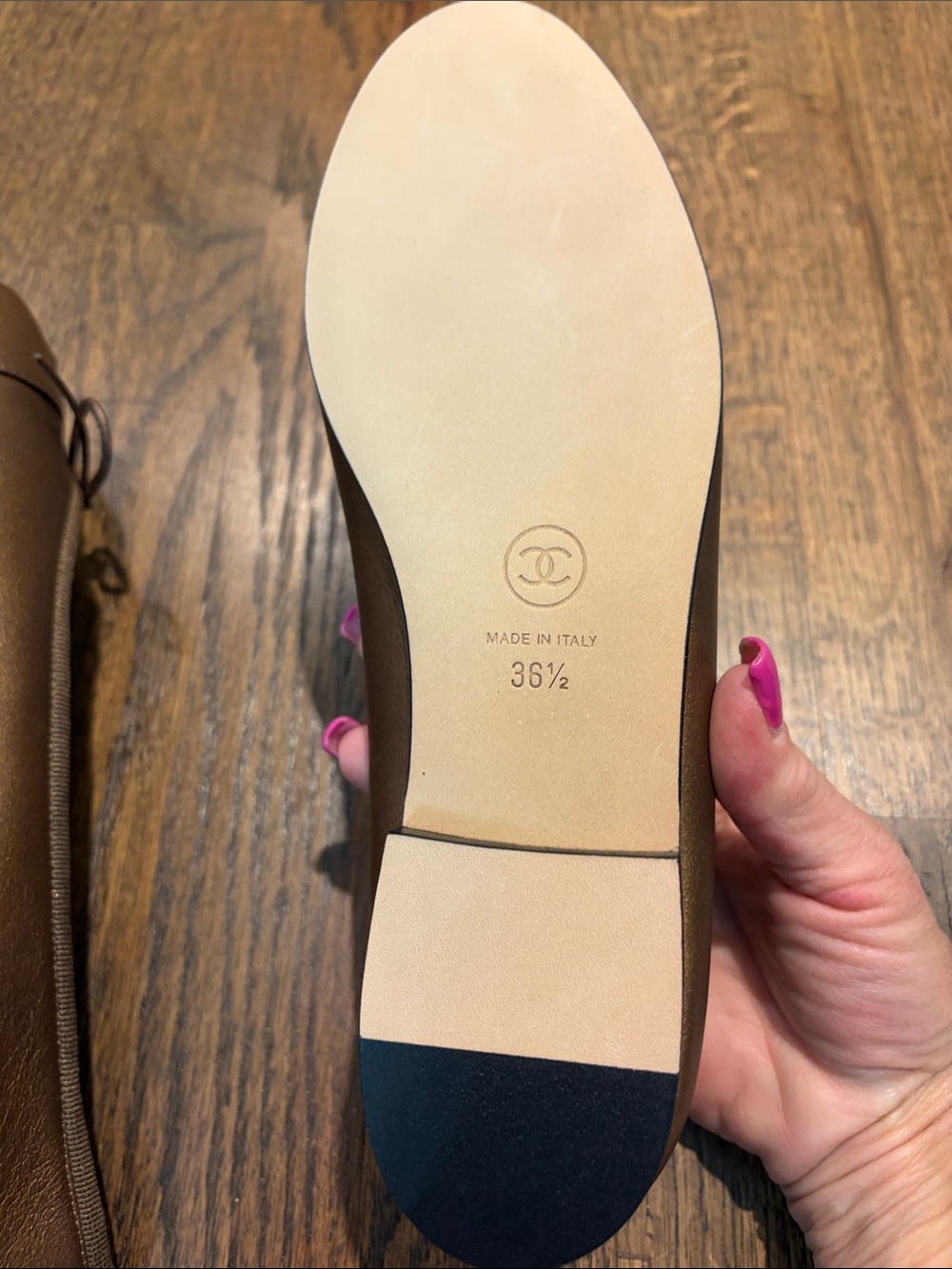 NWOT SIZE 6.5 CHANEL Brown Leather Ballet Flats - Picture 3 of 7